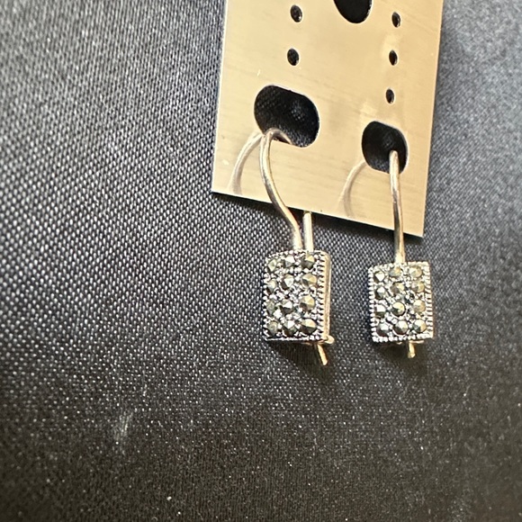 Rectangular Dangle Earrings Featuring Marcasite Gemstones - Picture 2 of 3